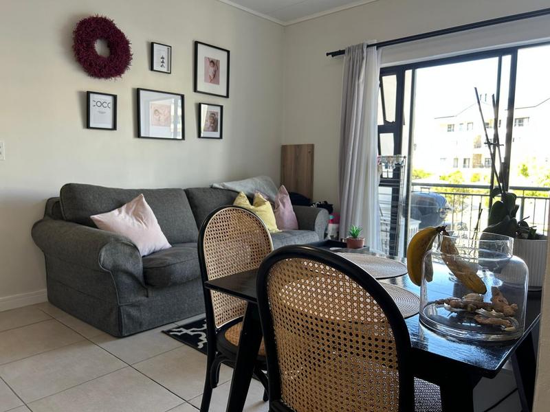 To Let 1 Bedroom Property for Rent in Sandown Western Cape